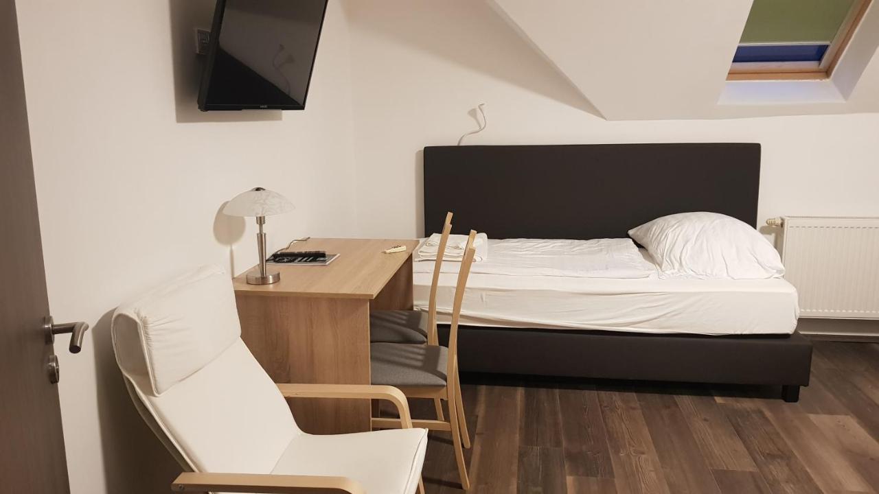 Hbh Bajor Sörház, étterem és Panzió