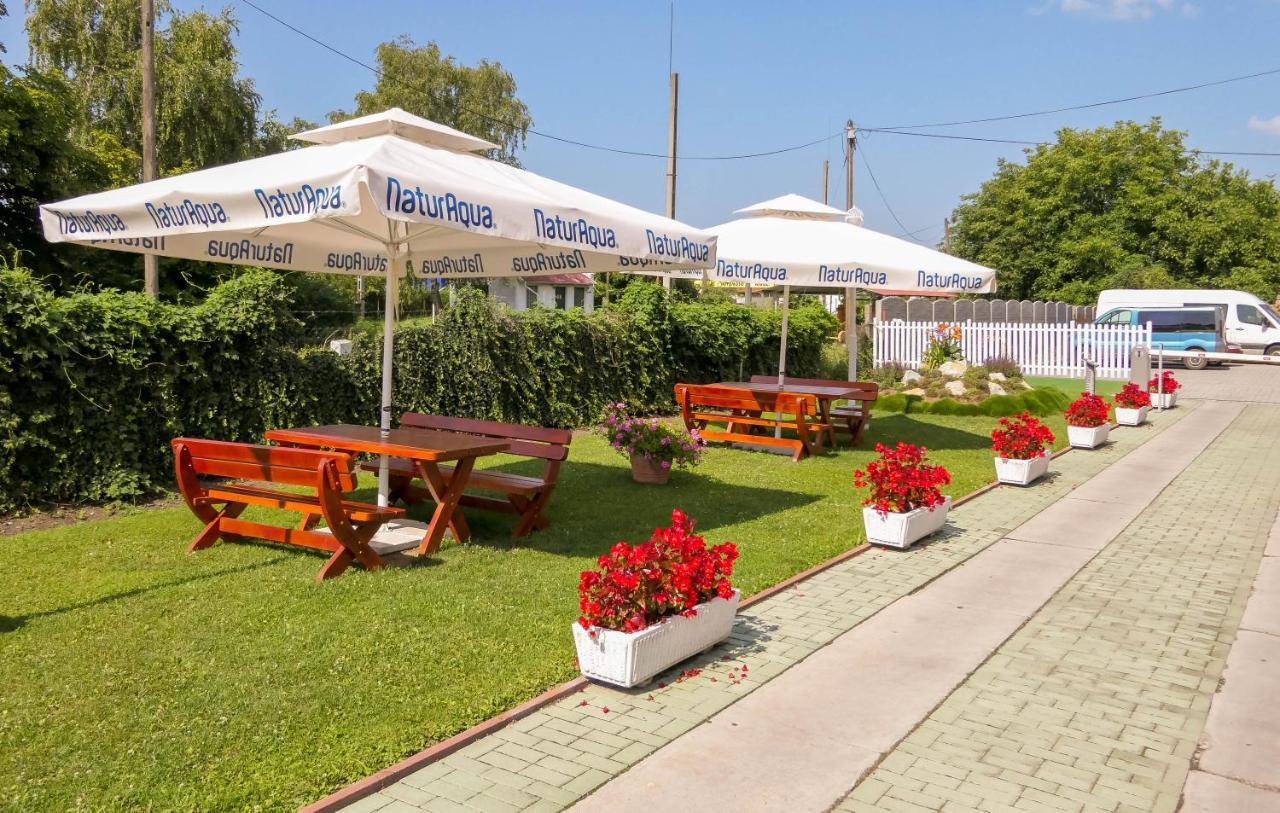 Hbh Bajor Sörház, étterem és Panzió Couette-café 2*
